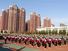 对接企业6S管理 展示学子青春风采 ——丰南职教中心举行2018年会操比赛