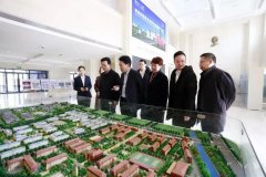 宜宾市政府副市长陈扬杰一行到职教城参观考察