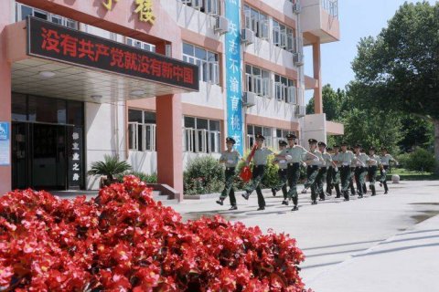 乐亭职校举行“庆祝建党98周年”系列活动