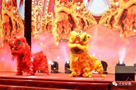迁安职教师生同台共庆祖国七十华诞