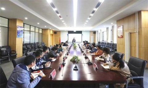 放眼国际·畅想未来——曹职院首届国际文化交流节开幕暨“优师计划”出访团培训讲座