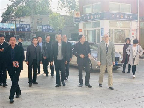 增爱公益基金胡锦星理事长一行到路南职校考察交流座谈会