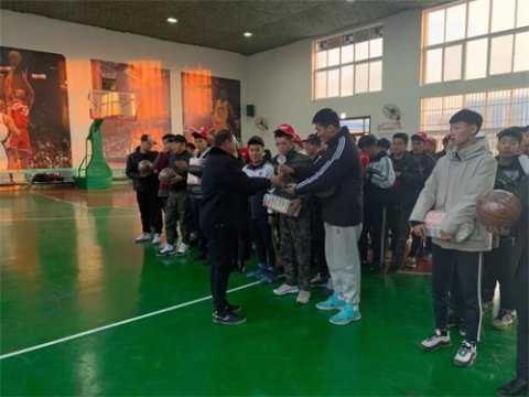 曹妃甸区职教中心“校园杯”篮球赛圆满落下帷幕