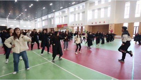 【中韩文化交流之旅（六）】韩国学生学习中国功夫、包饺子 中韩文化交流异彩纷呈