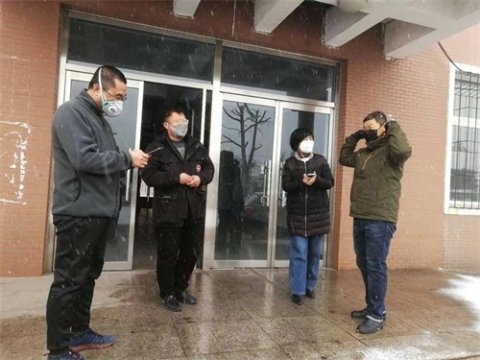 开平教育局王小龙副局长到开平职校检查疫情防控工作