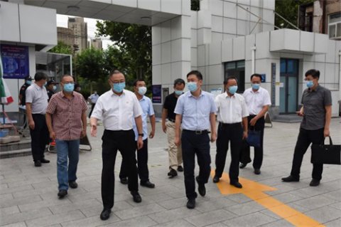 落实防控，护航开学----唐山一职专迎接省教育厅领导来校督导秋季开学准备工作