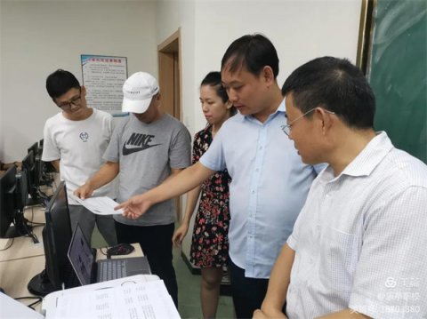 领导关怀暖人心 不忘初心尽职责——乐亭职校领导深入实习现场看望18级电商专业学生