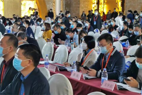 曹妃甸职业技术学院副校长王东风带队参加第七届全国技工院校校长论坛年会