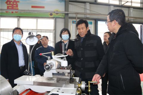 滦南县丰田五金农具制造有限公司到滦南职教中心考察交流
