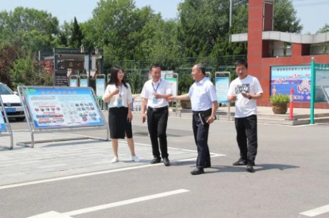 深入调研重关怀 悉心指导促发展 ——区教育体育局局长孙梦成到曹妃甸职教中心调研指导工作