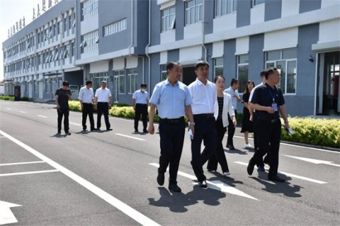 调研指导鼓舞人心 殷切嘱托催人奋进——区领导莅临曹妃甸区职教中心调研指导工作