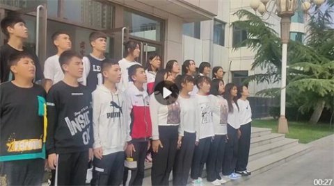 丰南职教中心：“童心向党”系列活动之“庆祖国华诞，向国旗敬礼”
