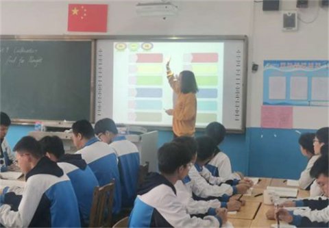 展教学风采 促教师成长 ——玉田职教中心开展“一师一优课、交流共成长”公开课展示活动
