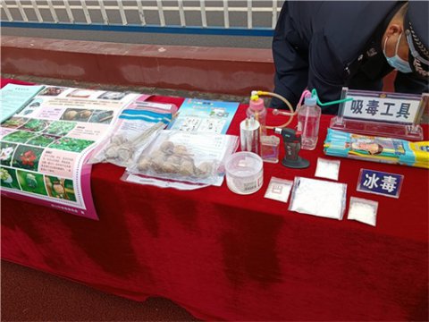 玉田职教中心组织开展“反诈、禁毒、交通安全、网络安全”宣传教育活动