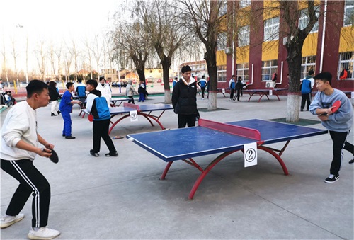 小乒乓彰显无限青春活力 ——玉田职教中心举行学生乒乓球比赛