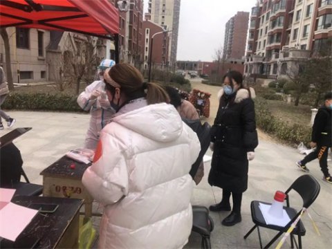 党有号召 我有行动——曹妃甸区职教中心最美志愿者（五）