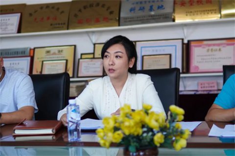 开平区教育局戚雅欣局长调研开平职校落实安全大检查工作