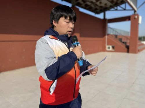 开平职校举行“消防在心中，安全伴我行”主题升旗仪式