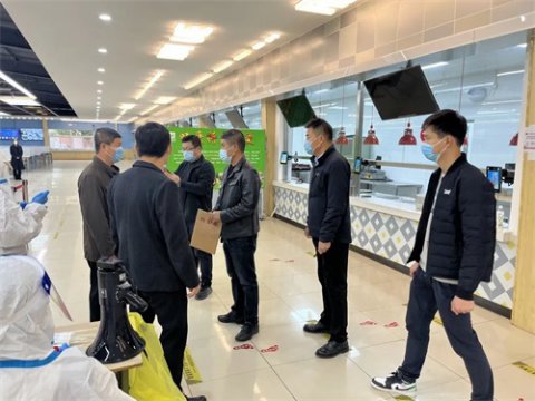 开平区教育局领导来开平职校检查“疫情常态化防控和应急处置能力”工作