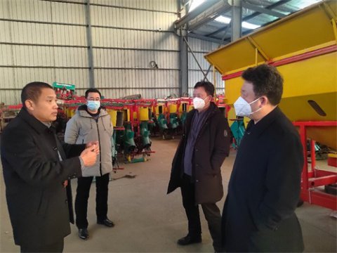 滦南职教中心赴河北永发鸿田农机制造有限公司考察交流