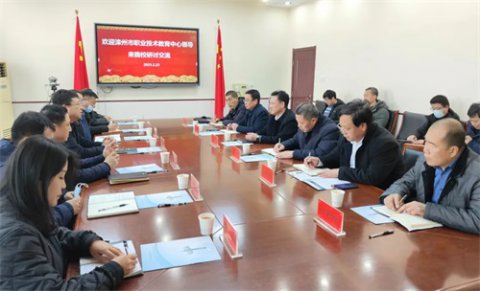 参观学习助力提升，携手共赴发展之约——滦州市职教中心领导教师赴滦南县职教中心参观学习