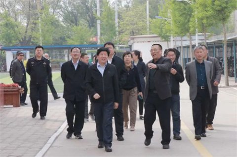 市政协领导来乐亭职校调研指导