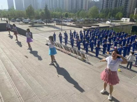 熠熠青春逢盛世 奋楫扬帆正当时——丰润职教中心医学幼教部21级学生毕业汇报演出