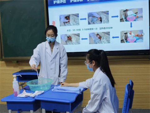 教学竞技展风采 匠心筑梦塑师魂 ——丰润职教中心技能展示周系列活动之教学能力大赛