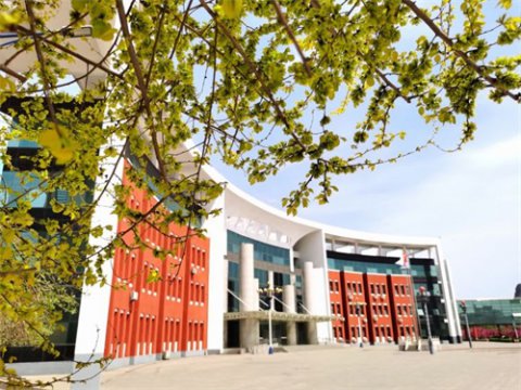 携手反诈 护航青春——遵化职校开展反诈宣传教育活动