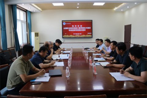 全国职业院校技能大赛焊接技术赛项专家组来滦南职教中心调研