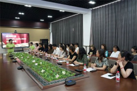 校企共育人才济 技能比赛展风采丨唐山一职专开展“瑞贝可杯”美容技能展示大赛