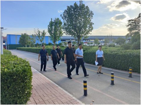 总结过往 砥砺前行——开平区副区长李钊同志来职校进行工作调研