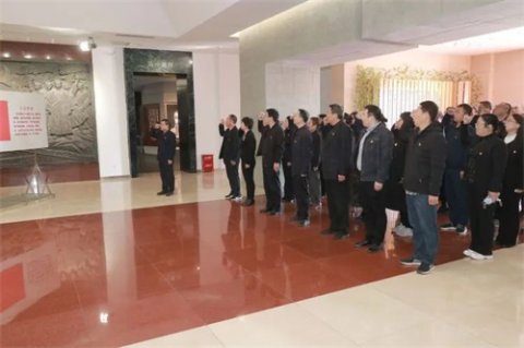 乐亭职校开展“锤炼党性 强化忠诚”主题党日活动