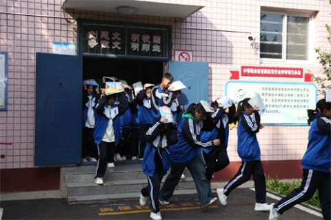 玉田职教中心：应急逃生演练，我们只用4分49秒