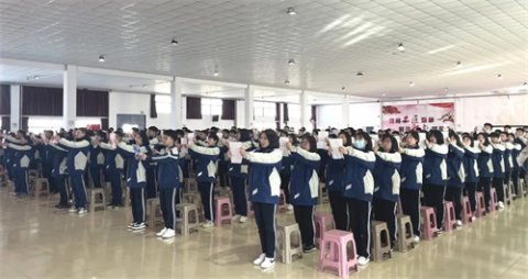 接续奋斗，共育成长——滦州市职教中心各专业部召开期中考试总结表彰暨全员育人导师推进大会