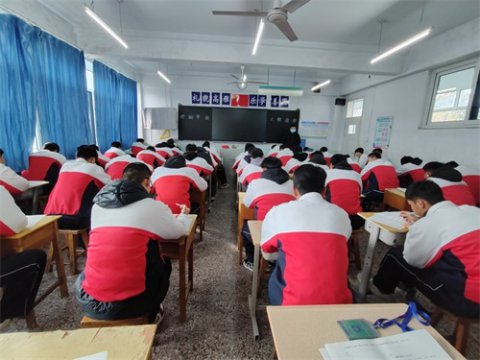 以考促学夯基础，以考促教再提升——丰南职教中心机电A部期中考试纪实