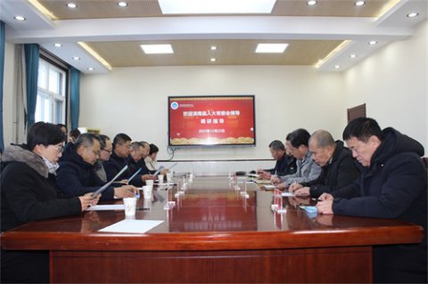 滦南县人大常委会调研组赴滦南县职业教育中心调研