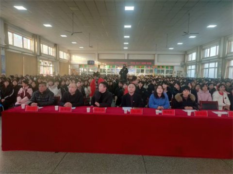元旦联欢暖冬日，欢声笑语满校园——滦州市卫校庆元旦联欢会