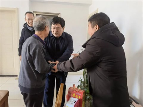 春节慰问送关怀 精准扶贫暖人心——曹妃甸区职教中心开展春节扶贫走访慰问活动