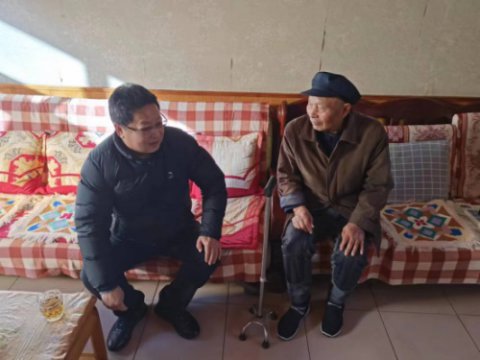 走访慰问送温情 浓浓关怀暖人心—曹妃甸区职教中心党总支春节前夕走访慰问老党员、老干部和生活困难退休党员