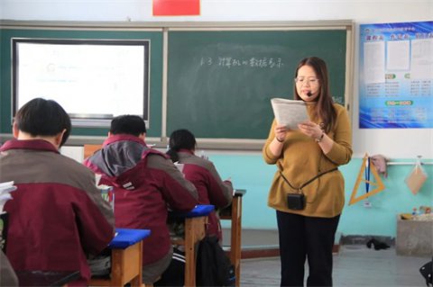曹妃甸职教中心：最美“她力量” 巾帼绽芳华——三八国际劳动妇女节致敬每一位闪闪发光的她！