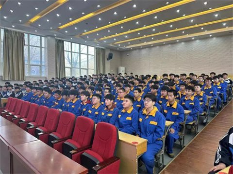 玉田职教中心：做追“锋”青年 让文明绽放