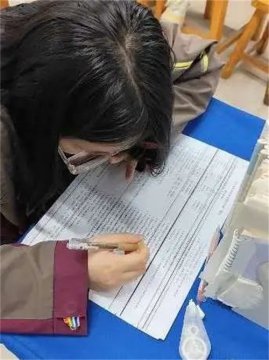 学习“不打烊”——曹妃甸区职教中心现代服务系特色晚自习进行时