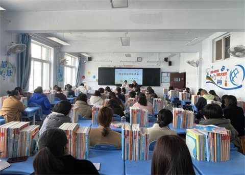 常规管理促成长,总结蓄力向未来—滦南职教中心综合部召开全体教师工作会议