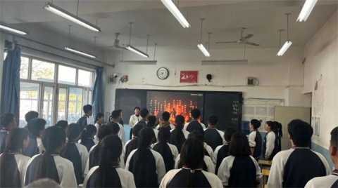 经典传千古 书香满校园——丰润区职教中心开展诵读比赛活动