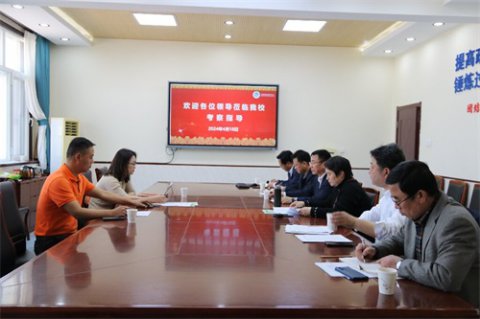 北京京师领航教育文化产业发展有限公司来滦南职教中心考察交流