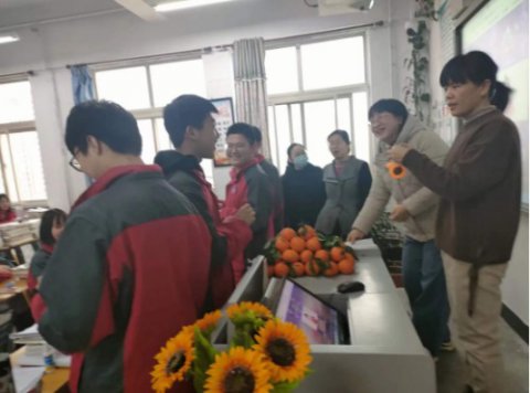 滦州市职教中心：资助育人活动三月教师“先进个人”——以爱育人，以情动心