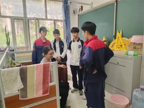 师生谈话暖人心 沟通交流共成长——丰润区职教中心全员育人师生交流活动纪实