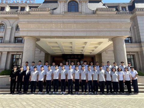 开展认知实习 夯实职业基础丨唐山一职专组织学生赴唐山鸿宴饭庄开展认知实习活动