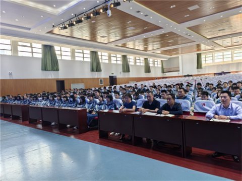 减压赋能悦身心 心灵加氧备高考——滦南县职业教育中心举行2024届高三学子高考前心理调适健康讲座